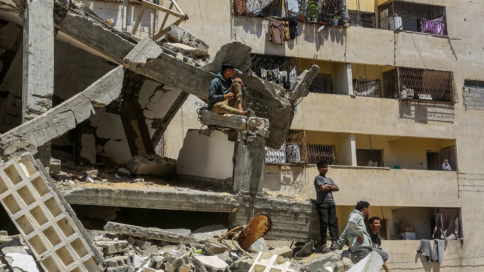 Israeli Strike in Gaza Kills Three, Medics Say