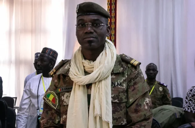 Mali’s defense minister dies as fighting continues
