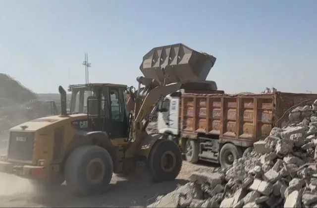 Palestinians use Gaza rubble to restore streets as U.S. rebuilding plan stalls