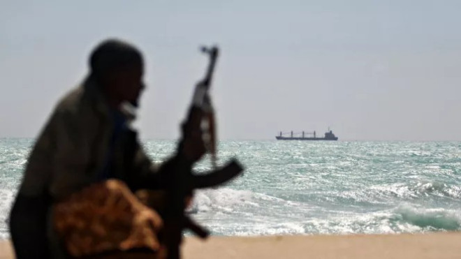 Puntland State forces clash with suspected pirates in Mudug, casualties reported