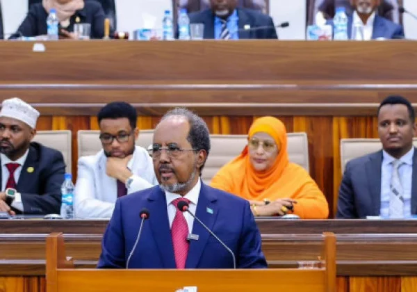 Somalia Parliament Mandate Expires as President Faces 30-Day Deadline