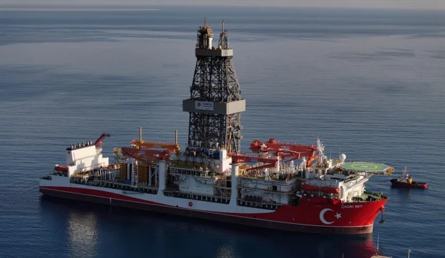 Somalia faces defining test to pair offshore wealth with onshore responsibility