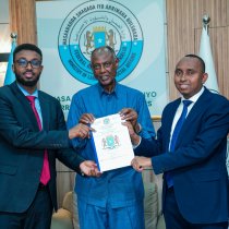 Somalia’s Ministry of Labour Welcomes New Director General at Formal Handover Ceremony