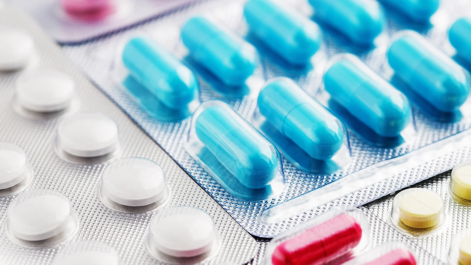 Trump orders new pharmaceutical tariff and reshapes metal duties