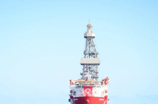 Turkey’s Cagri Bey drilling vessel arrives in Somalia for first offshore oil drilling