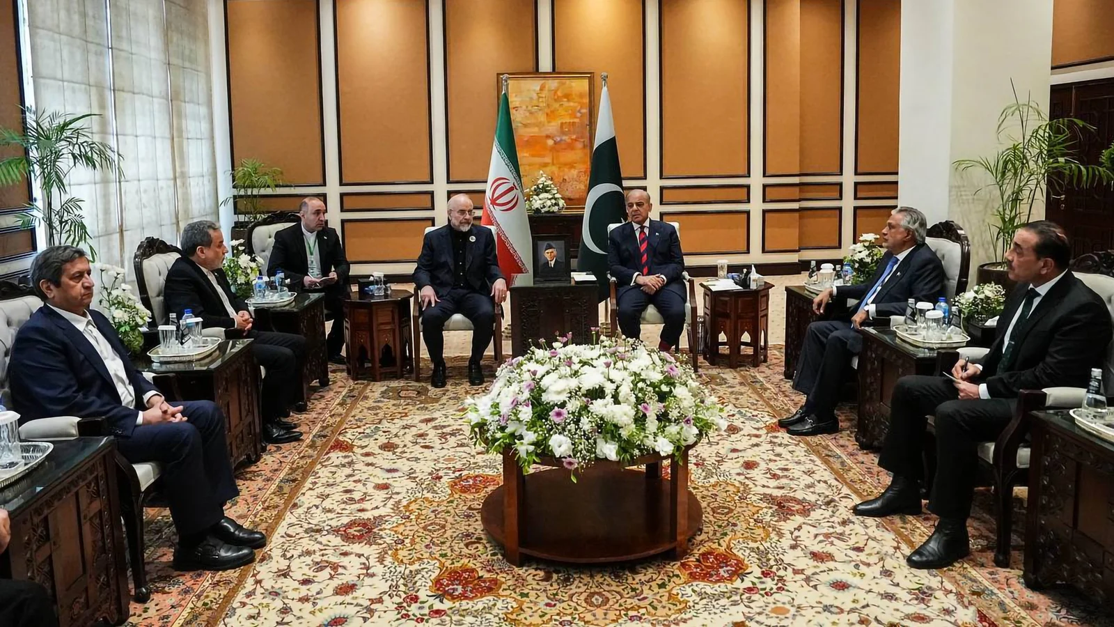 US-Iran peace talks are under way in Pakistan
