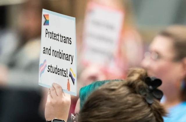 US Limits Settlements Over Rights of Transgender Students