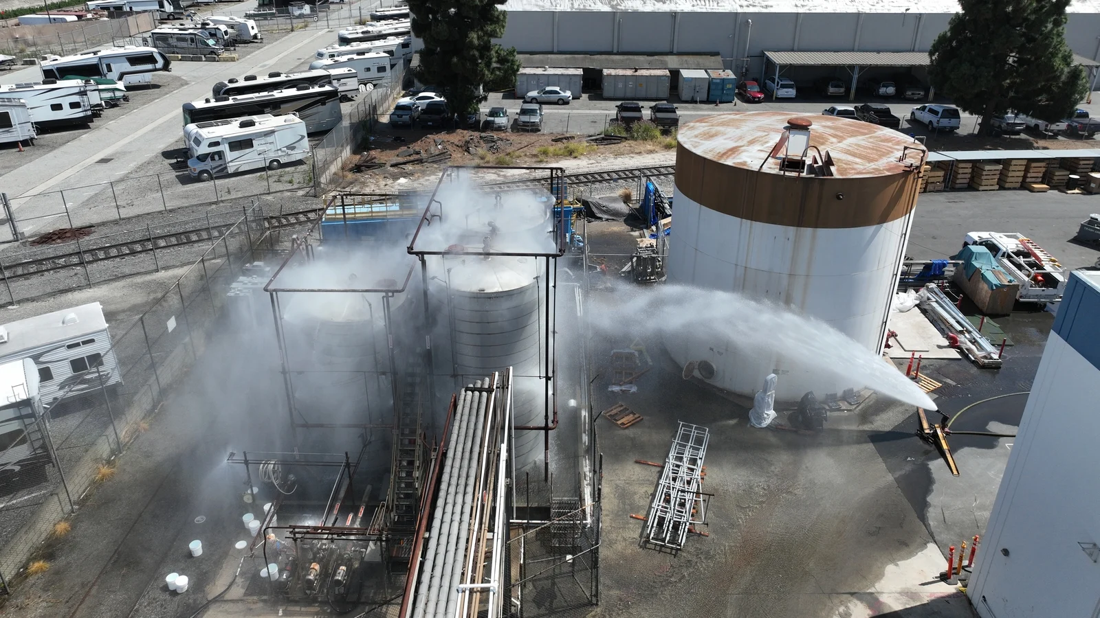 California seeks solution as Los Angeles chemical tank heats up