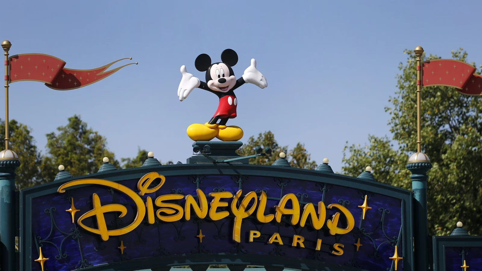 Disneyland Faces Mounting Concerns Over High Prices for Visitors