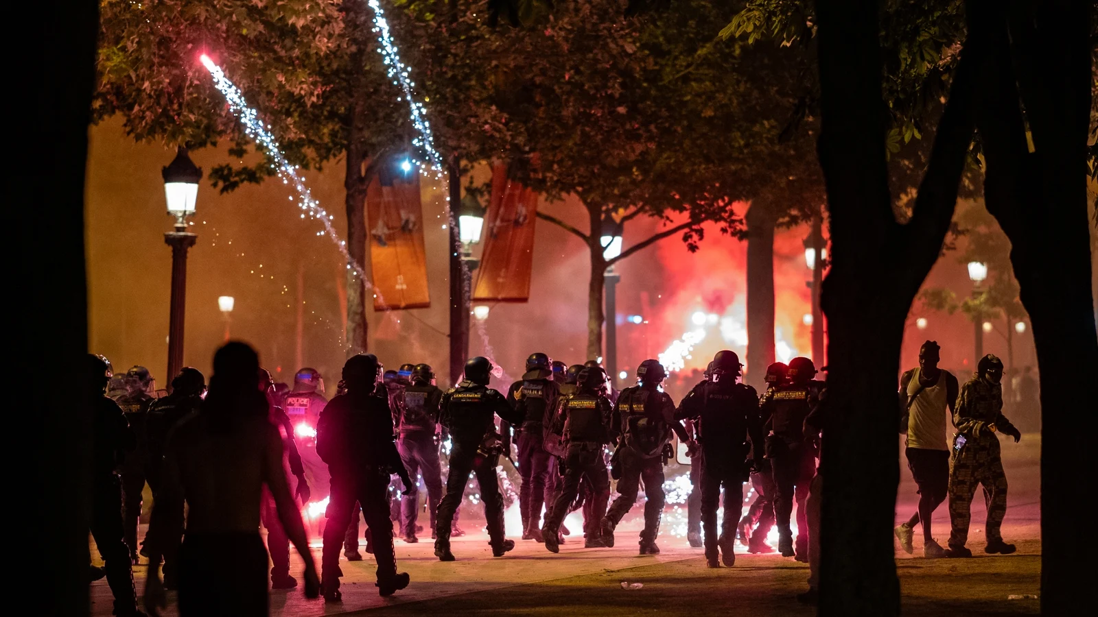 Hundreds Arrested After Clashes During PSG Champions League Celebrations