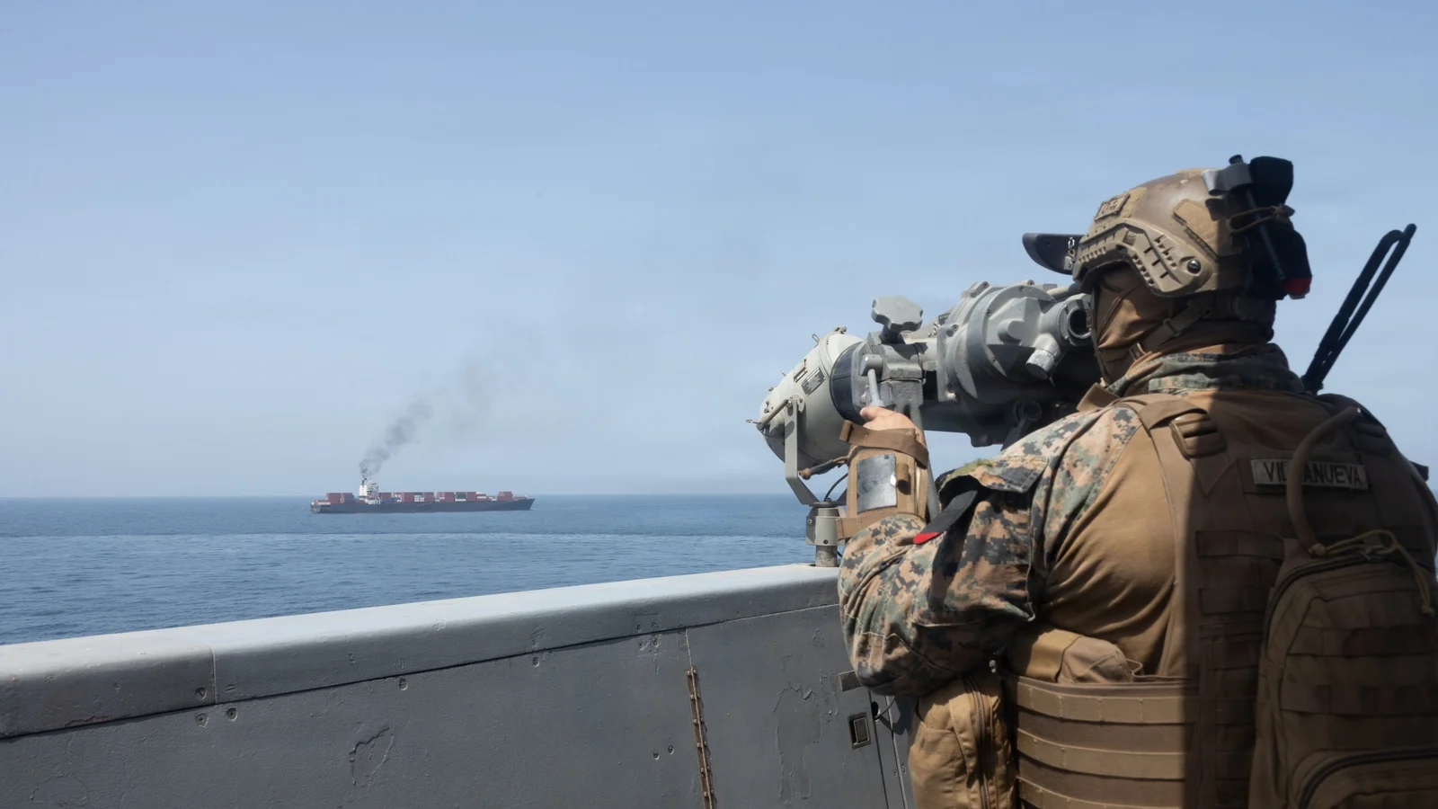Iran warns US Navy to keep clear of Strait of Hormuz