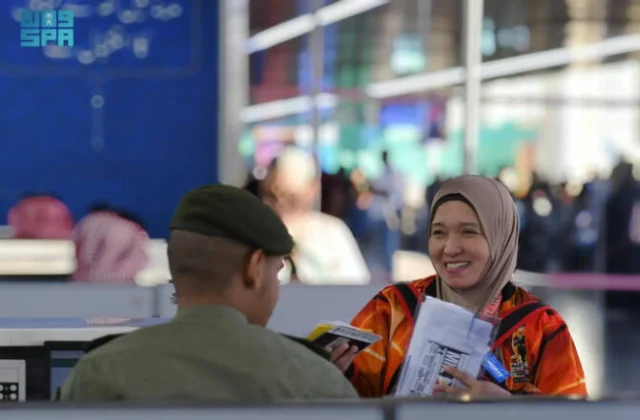 Madinah airport receives first Hajj flights from Algeria, Morocco, Philippines and Somalia