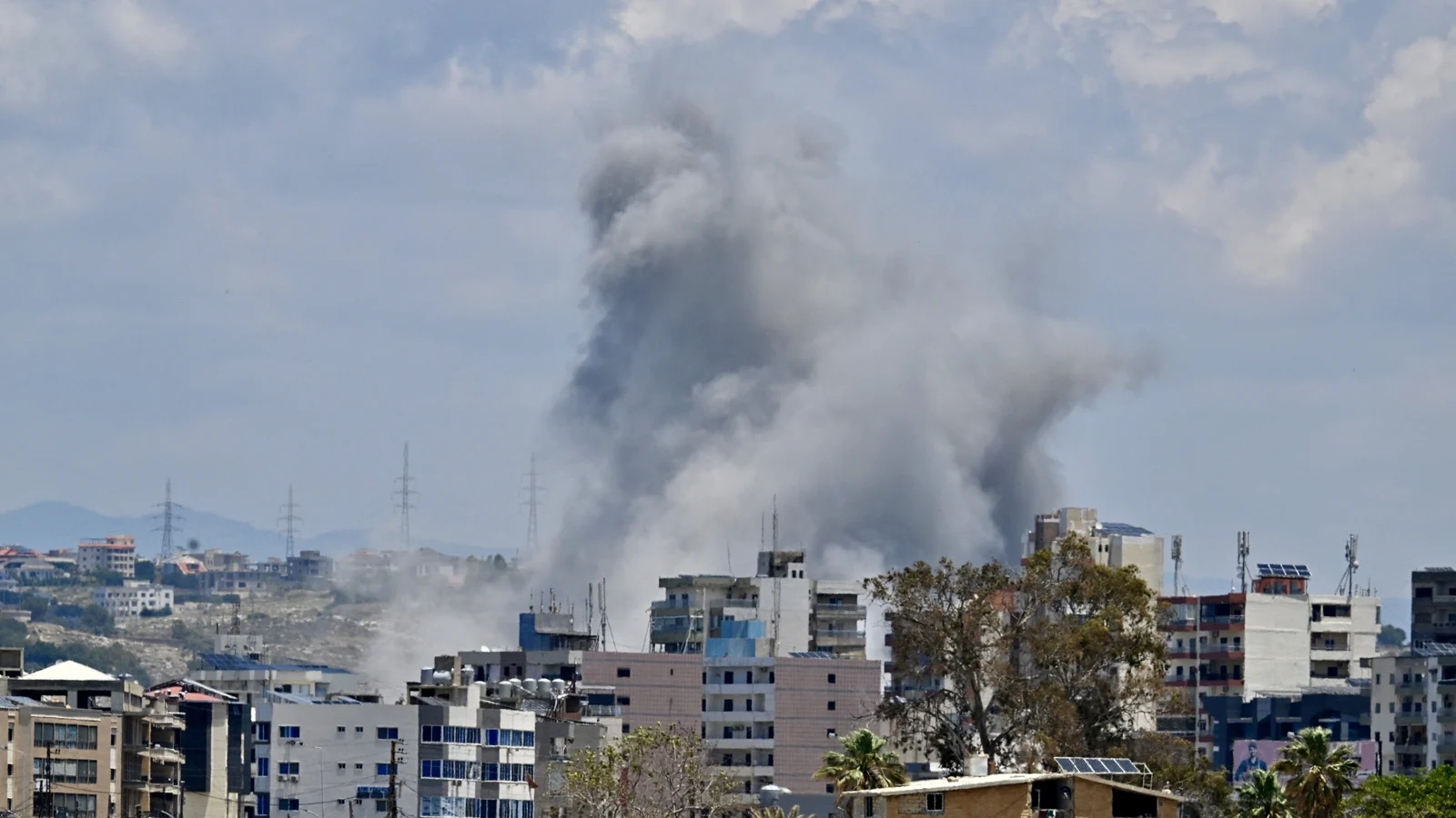 Netanyahu says Israeli forces crossed Lebanon’s Litani River
