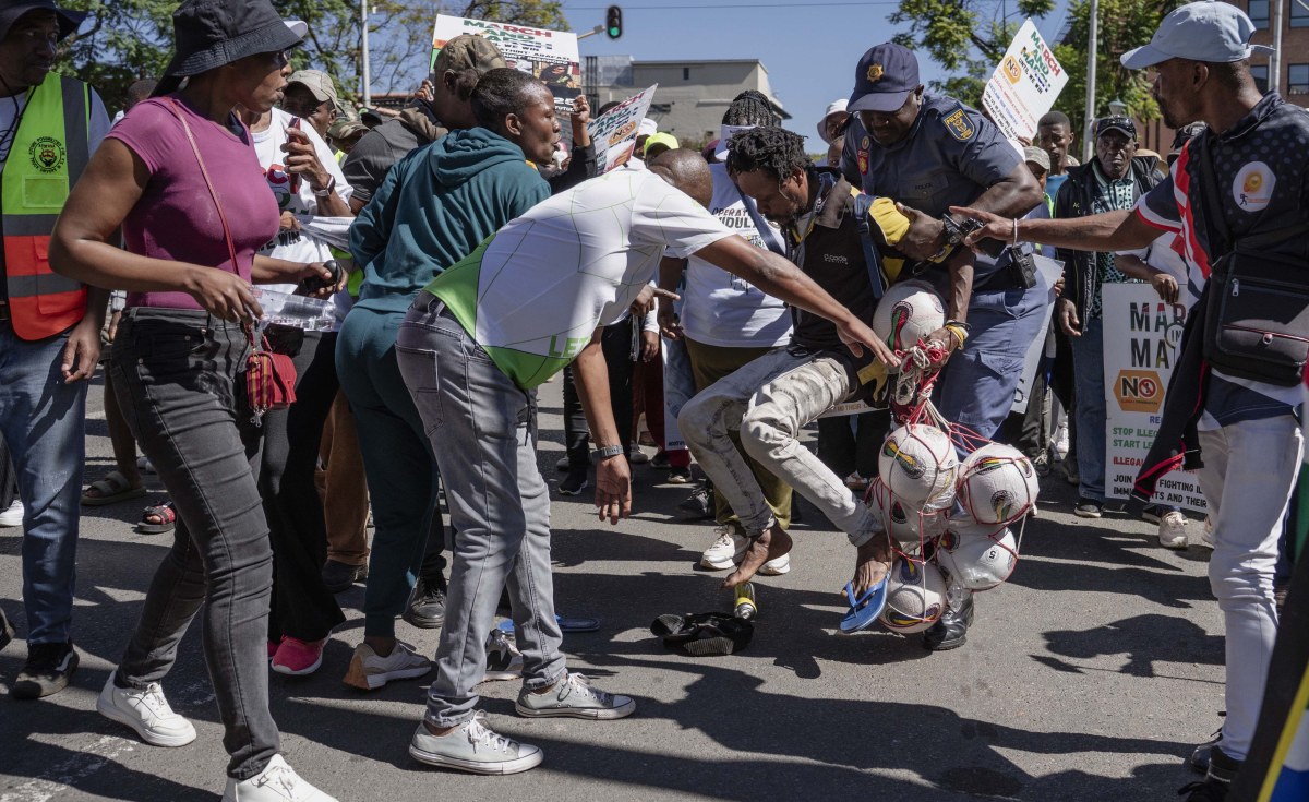 Nigeria, South Africa Discuss Strategies Against Anti-Immigrant Protests
