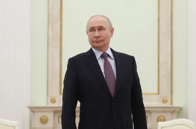 Putin’s regime is throttling the internet in Russia