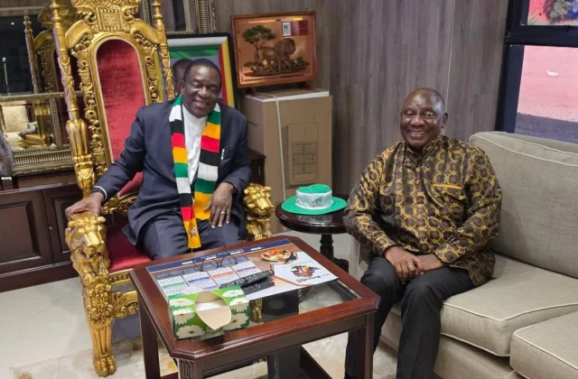 Ramaphosa Urged Mnangagwa to Halt Constitutional Bill, Report Says