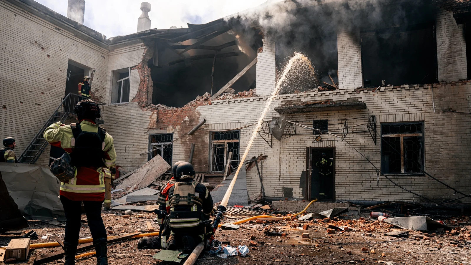Russia warns Kyiv diplomats to evacuate in case of a strike