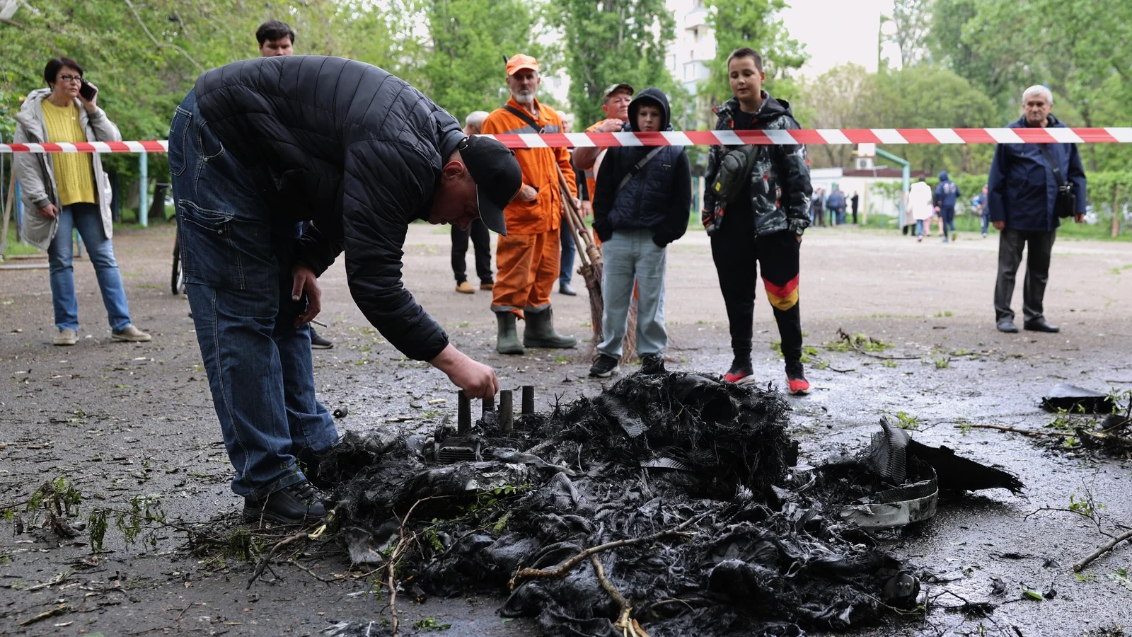 Russian daytime barrage of 800 drones kills six in Ukraine