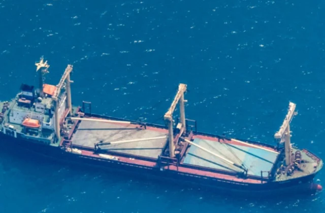 Somali piracy resurges after three vessels hijacked in one week