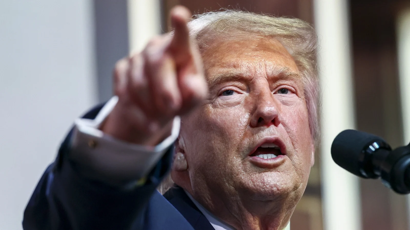 Trump signals possible deal on Iran nuclear program