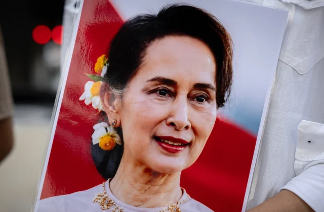 US calls for Suu Kyi’s immediate release after move to house arrest