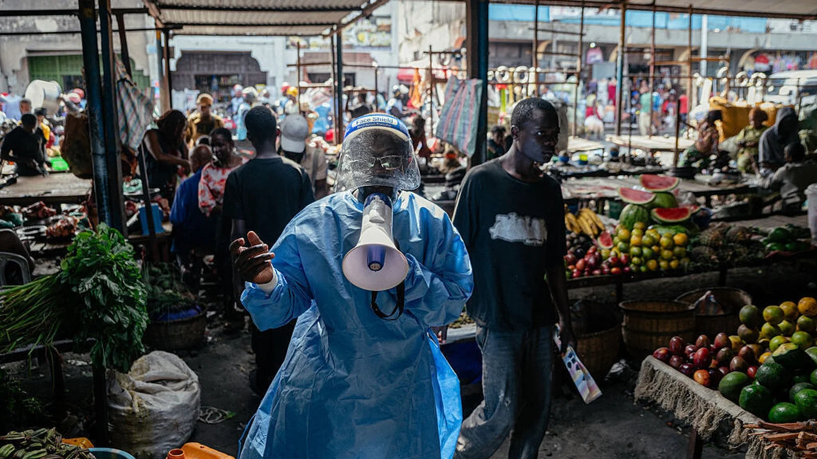 WHO chief visits worst-hit area as Ebola spread reaches alarming levels