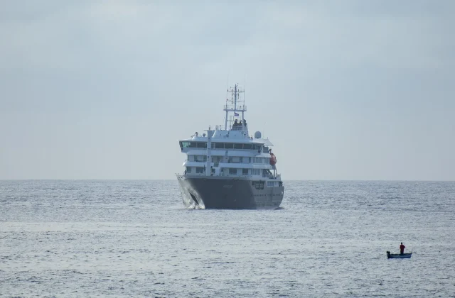 WHO traces more than 80 passengers on flight taken by hantavirus victim
