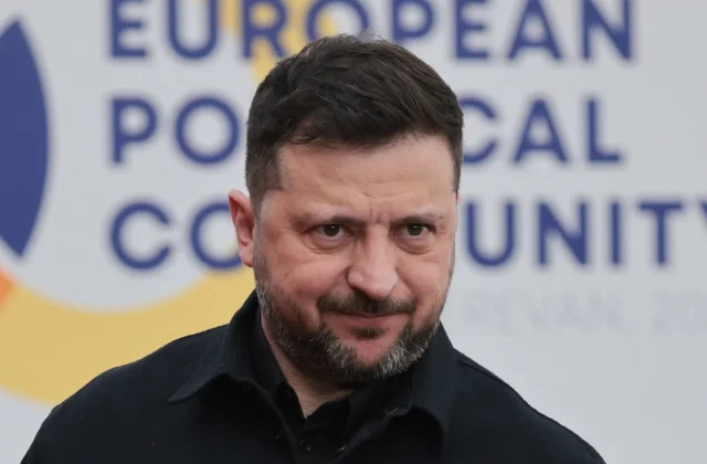 Zelensky warns against attending Russia’s parade as Moscow repeats threats