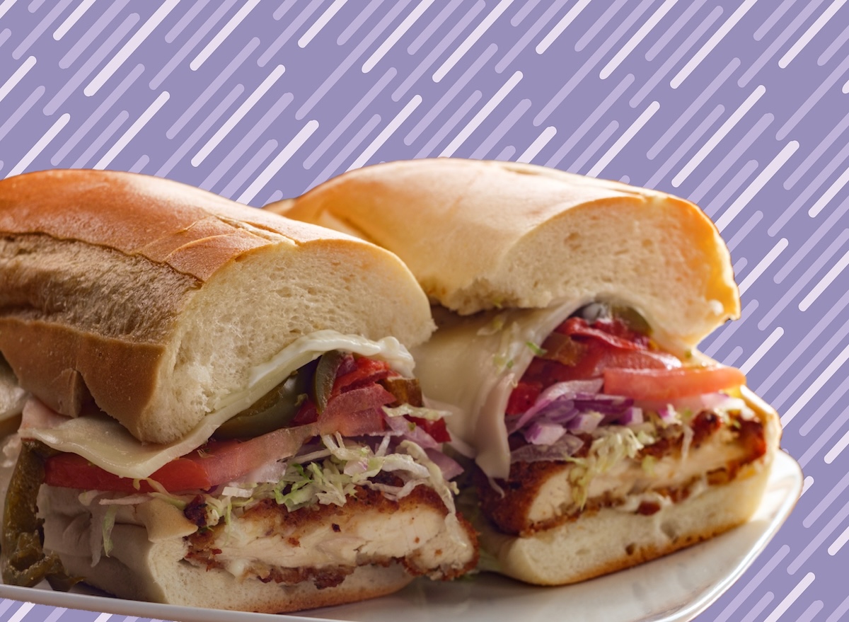 5 Chain Restaurant Sandwiches With Extremely High Calorie Counts