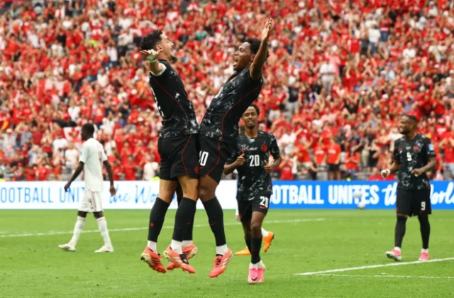 Canada routs nine-man Qatar for first World Cup win, Koné injured
