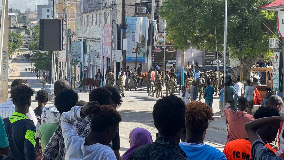 Clashes Erupt in Somali Capital Amid Anti-Government Protests