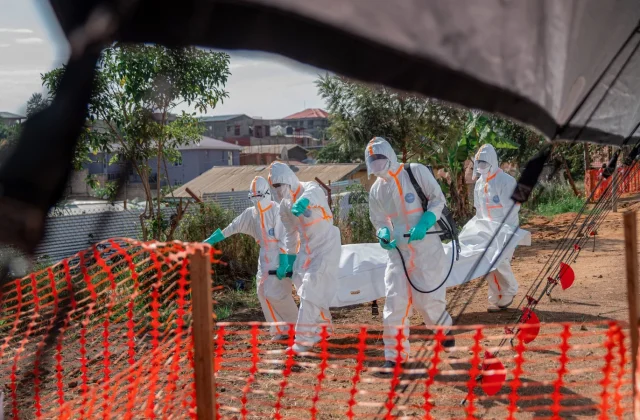 Congo says confirmed Ebola cases have risen to 956