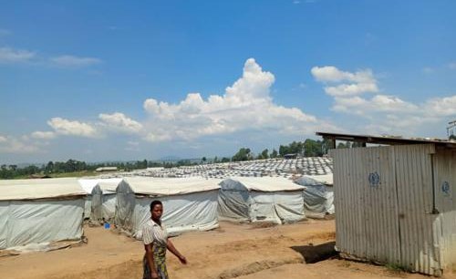 DR Congo displacement camps struggle to prevent Ebola