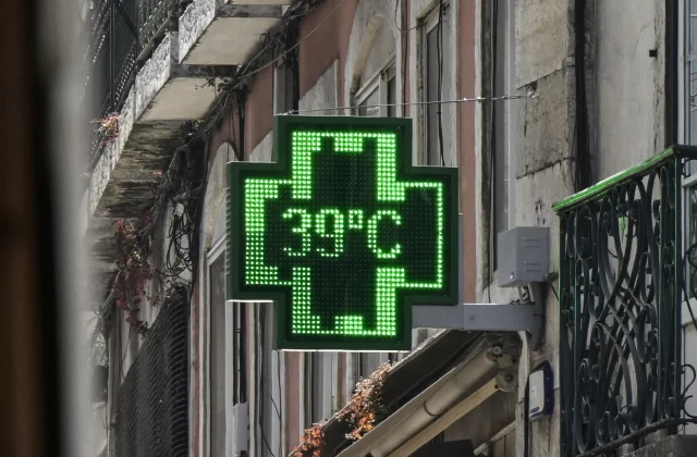 Europe Braces for Prolonged Heatwave as Temperatures Hit 40C