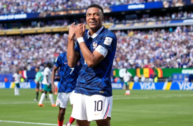 France beats Senegal 3-1 behind Mbappé’s two goals at World Cup