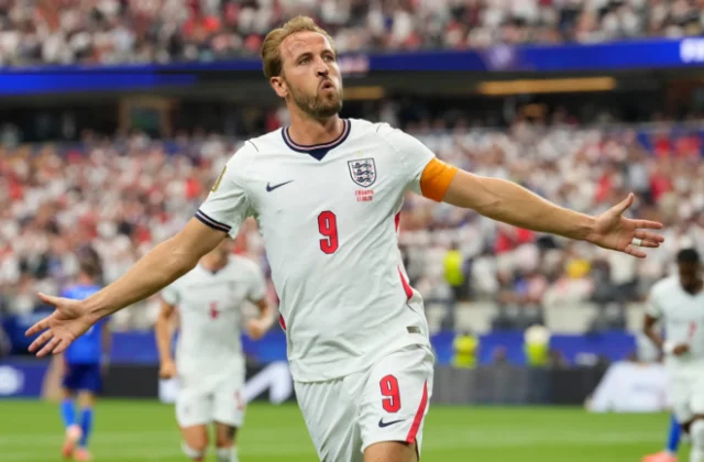 Harry Kane ties England’s World Cup scoring record in 4-2 win