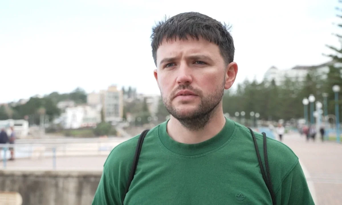 Irish man says he would not enter water after Sydney shark attack