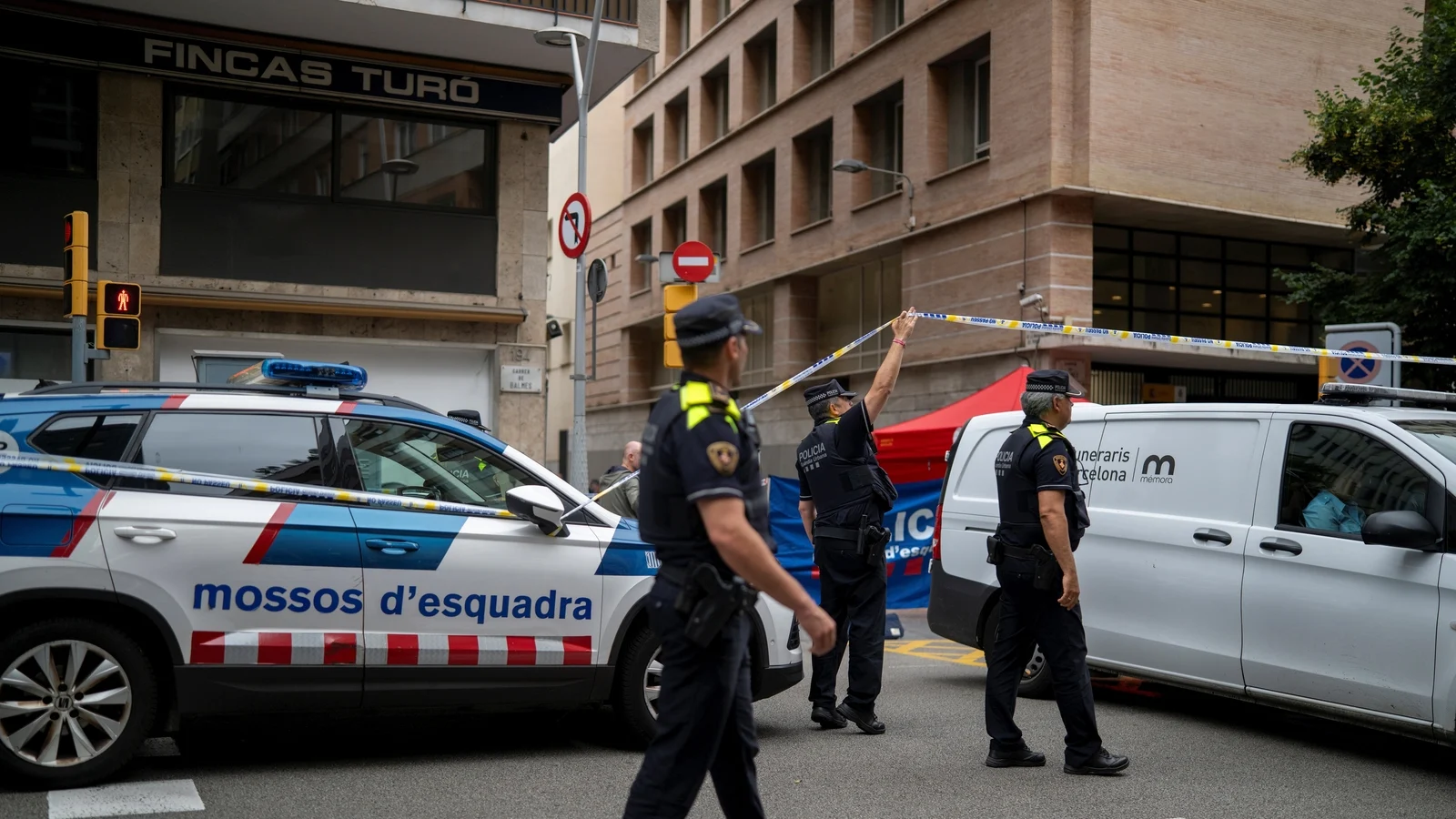 Man shot dead outside police station in Barcelona