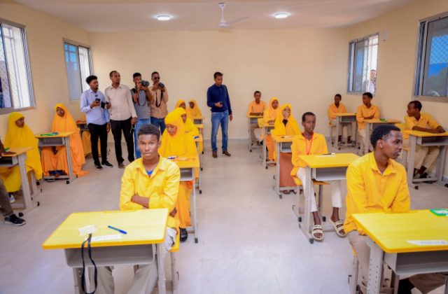 More than 46,000 students take Grade 8 exams in Mogadishu