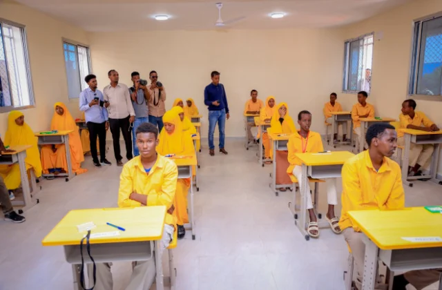 More than 46,000 students take Grade 8 exams in Mogadishu