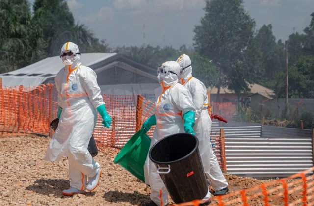 Red Cross warns Ebola epidemic has not yet reached its peak