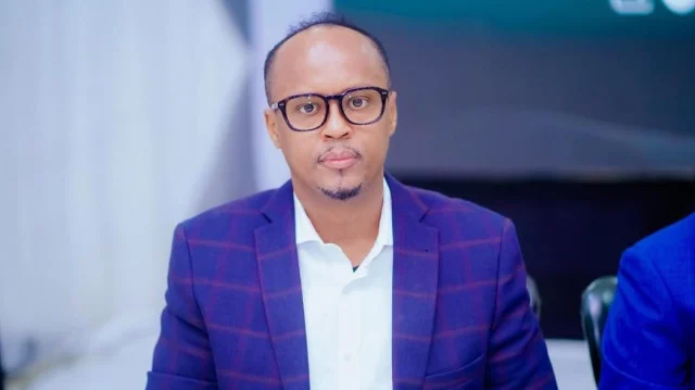 Somalia Faces Choice Between Institutions and Political Elites