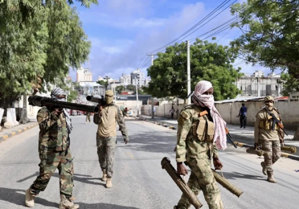 Somalia Faces a Three-Way Crisis Over the Constitution, Ballot and Gun