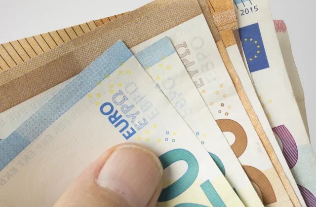 Spanish lottery vendor who cheated winner out of €4.7 million faces jail