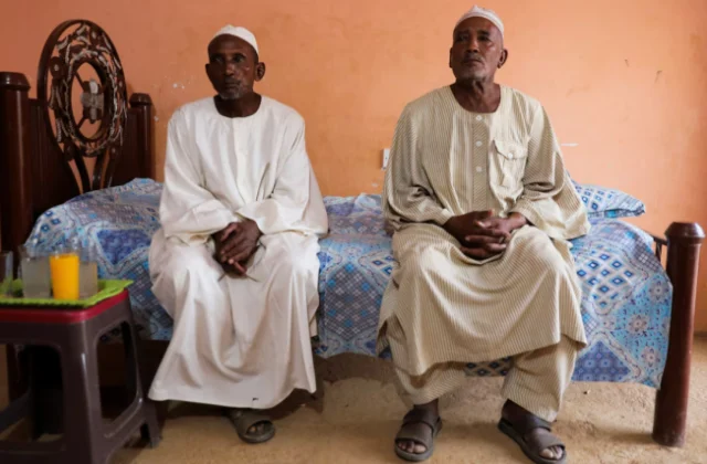 Sudan army receives Darfur paramilitary defectors as anger mounts