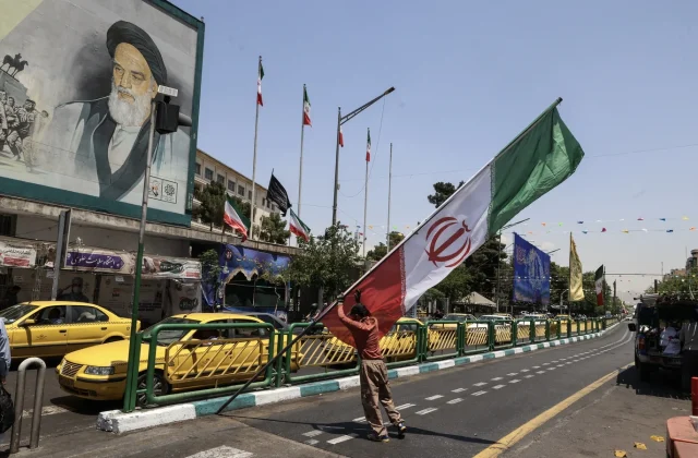US considers Iranian assets for Gulf allies’ reconstruction, sources say