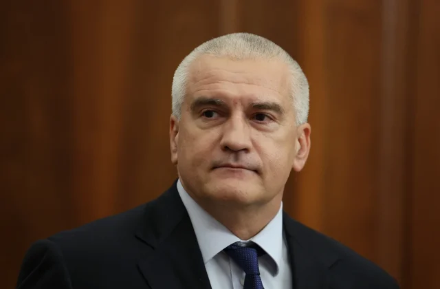 Ukrainian Strikes Kill Four in Crimea, Russian Officials Say