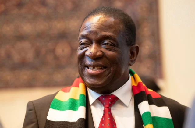 Zimbabwe’s Lower House Backs Extending Presidential Term Limits