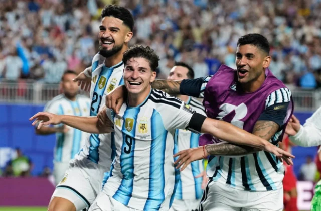 Alvarez’s 112th-minute goal sends Argentina into World Cup semifinals, 3-1 over Switzerland