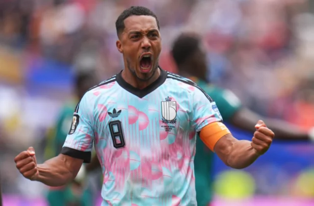 Belgium beats Senegal 3-2 in World Cup extra time after trailing by two goals